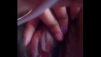 Preview 3 of Colombiana Peludas Jovencitas - Priya send her pussy