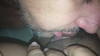 Preview 2 of Porno Theatre Gangbang - Chupando greluda deliciosa