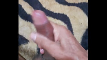 Preview 4 of Shemale Fuck Men - Punheta gostosa usando calcinha