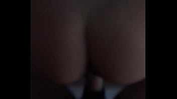 Preview 4 of Two Men 1 Gilrs - Comendo a milf