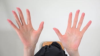 Preview 1 of Xxx Of English - Wet female hands