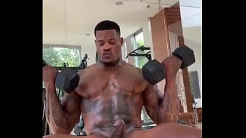 Preview 2 of Sonal Grail - Neg&atilde_o Musculoso Malhando - Levantamento de Piroca