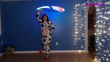 Preview 2 of Sexy Video In Urdu - bitch im a cow