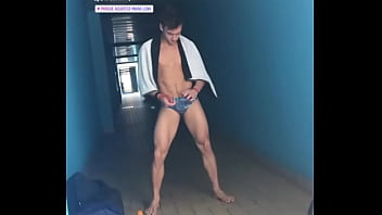 Preview 1 of Jav Alice Ozawa - Tom Daley dancing shirtless