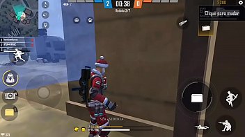 Preview 3 of Foto Of The Penis - Jogando Com a Nova Skin SR Noel - Free Fire