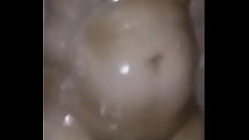 Preview 4 of Cute Se - Esposa safada exibindo a buceta no banho