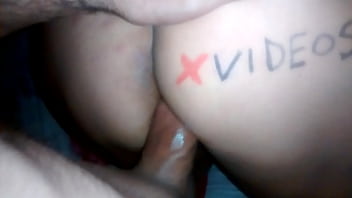 Preview 3 of 1min Xnxxxxxxx - Tamara y Joaqu&iacute_n, de anoche con mi marido entreg&aacute_ndole la colita