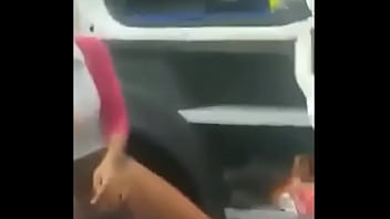 Preview 3 of Hapy Bday - Il l&egrave_che la chatte d&#039_une camionneuse sur un parking