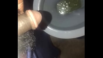 Preview 3 of Sexy Bob Show - Me peeing