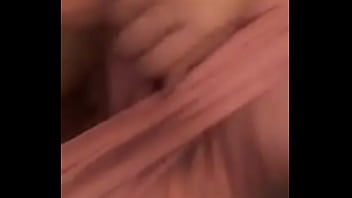 Preview 2 of Desi Babhi Xxxcom - loira cachorra mostrando a buceta