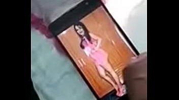 Preview 1 of Roe Tied - Paja con la foto de mi suegra si alguien gusta su Facebook comenten o escribanme
