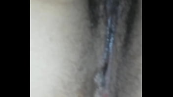 Preview 3 of Romina Demarco - Filmando a buceta peluda da esposa