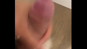 Preview 2 of Brrazer Blackmail Mom - Pauzudo Rola Grossa toca Punheta Sozinho em Guarapuava