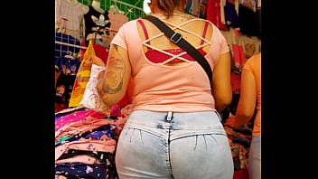 Preview 3 of Brazzers Mom Big Boobs Oil - culazo jeans 1