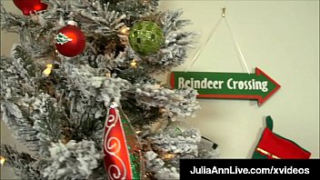 Preview 1 of Sister Sex Son See - Milk &amp_ Cookies? Try Milk &amp_ Cock! Milf Julia Ann Blows Santa!