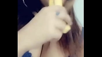 Preview 3 of 16 Saal Ka Blood Nikalne Wala - Anam Khan having a big banana