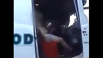 Preview 2 of Papa Dochka Xxx - Un papi paie une pute pour la baiser dans sa camionette