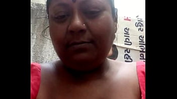 Preview 2 of Massage Xse - Indian mom