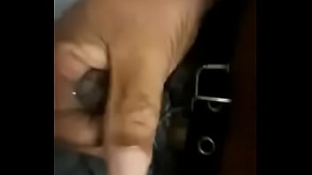 Preview 4 of Alot Of Cum Inside - Tioz&atilde_o safado na punheta