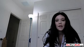 Preview 1 of Jabarjasti Bf Picture - Kinky MILF stepmom fingering me and sucking my big cock