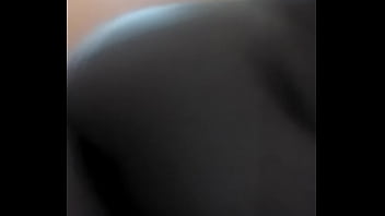 Preview 1 of Sarah Foxxx - Vera kikando no pau do novinho amante