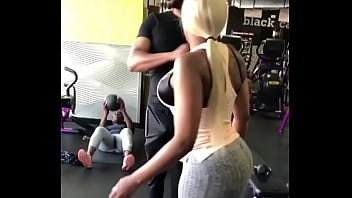 Preview 4 of Wwxxx Videodh - Ebony phatass at gym