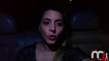 Preview 1 of Shah Erotica - Estacionei o carro na rua onde tinha uma galera e transei com alguns desconhecidos.
