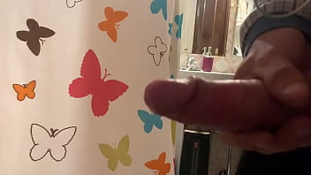 Preview 3 of Royal Family Fucking - Mi pollon dando leche calentito