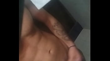 Preview 3 of Desi Girls Big Round Gaand - Louco numa pris&atilde_o &agrave_ anos