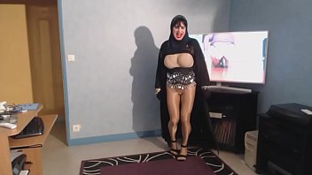 Preview 1 of Sawdust Kemi Xxx Video - salope arabe a gros nichons