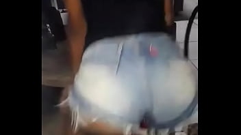 Preview 2 of Horses Puked Girls - Moreninha novinha dan&ccedil_ando funk