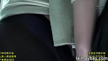 Preview 3 of Keiran Lee Yoga - gạ t&igrave_nh em g&aacute_i xinh đẹp tr&ecirc_n xe bus - phim sex nhật bản hay