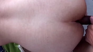 Preview 1 of Big Boobs Shorty - meu namorado me comeu sem capa