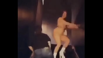 Preview 2 of Eatting Pussy By Boy - Cardi b
