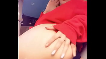 Preview 3 of Mia Khalifa Vs Joney Sins - Nalgotas
