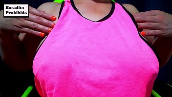 Preview 2 of Nudist Beach Spy - Jugando con mi tetas,  masajeandolas con crema