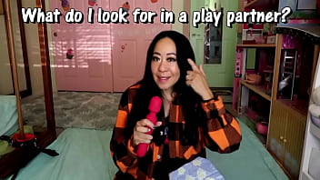 Preview 4 of Hindi Voice Indian Chudai - ABDL Play Partners and How DO I Find them??