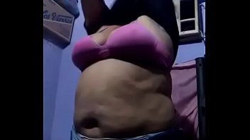 Preview 1 of Urmila Matondkar Real Sex Videos - Gordita cachonda