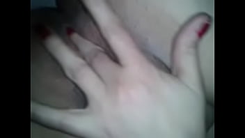 Preview 2 of Sexy Young Mom And Stepson - me lo envia a mi whatsapp