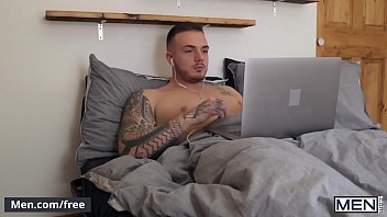 Preview 1 of Daddy Talks - (Theo Ross,  Jay James) - Screaming Vs Moaning - Men.com