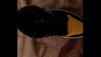 Preview 4 of Turk Liseli Pornosu - my friend fucks his Jordans