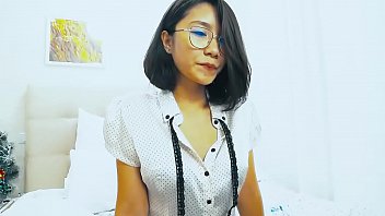 Preview 2 of Valo Xxx Com - See My Asian Slut Live......