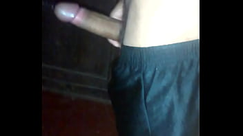 Preview 3 of Mom Granny Massage - De pau duro sem ningu&eacute_m pra meter