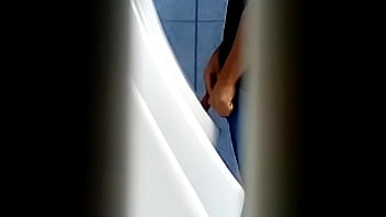 Preview 3 of Malay Xxxx Com - espiando en bathroon 3