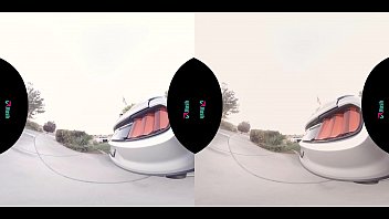 Preview 1 of 1h Full Moovi - VRHUSH Fucking the food delivery driver Alex Coal