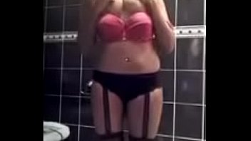 Preview 2 of Lesbian Bdsm Fart - Mi Novia Colegiala Se Aburre Y Me Manda Su Pack
