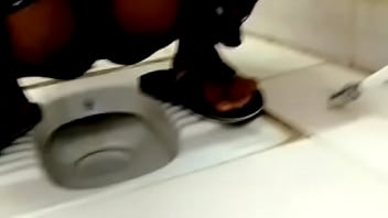 Preview 4 of Sexs Xxl - Desi girl pissing