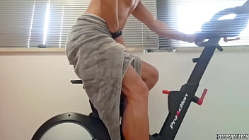Preview 1 of 69 Galls - Hot Guy humping bike - cumming