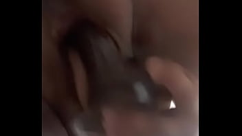 Preview 1 of Www Xx Kajol - Mi esposa gordibuena regia doble penetraci&oacute_n vaginal con sus dos dildos