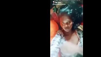 Preview 1 of Garden Xxxnxe - t. girl showing her body sexy